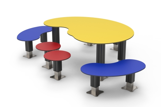 Mesa com Bancos